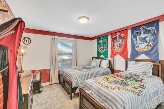 7 miles to Disney, private pool + lazy river - Image 4